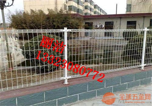 鐵絲護(hù)欄網(wǎng)的綜合介紹 用途、材質(zhì)與防盜功能